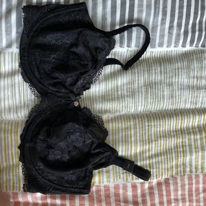 Victoria’s Secret Body By Victoria Lace Unlined Demi
